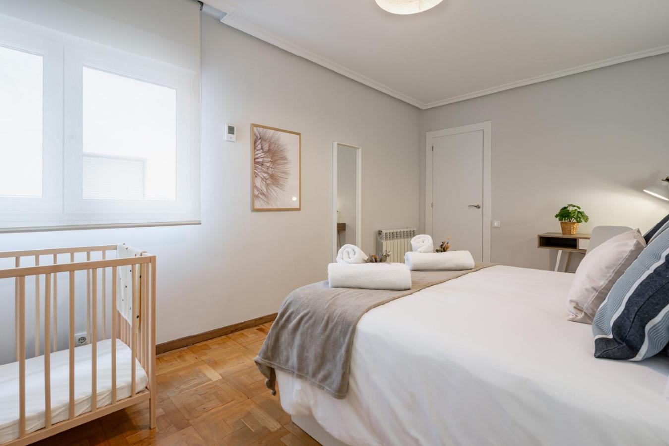 Apartamento Tres Mares Gijón Eksteriør billede