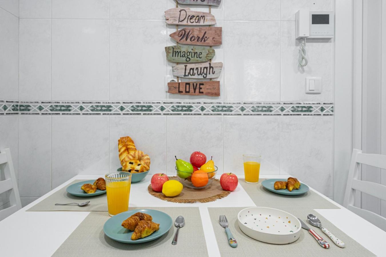 Apartamento Tres Mares Gijón Eksteriør billede