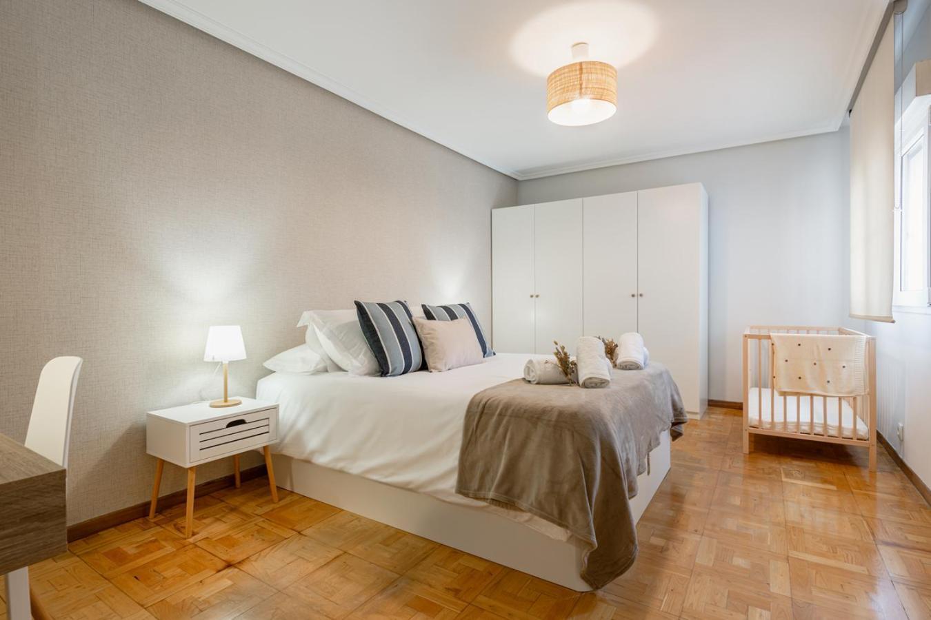 Apartamento Tres Mares Gijón Eksteriør billede